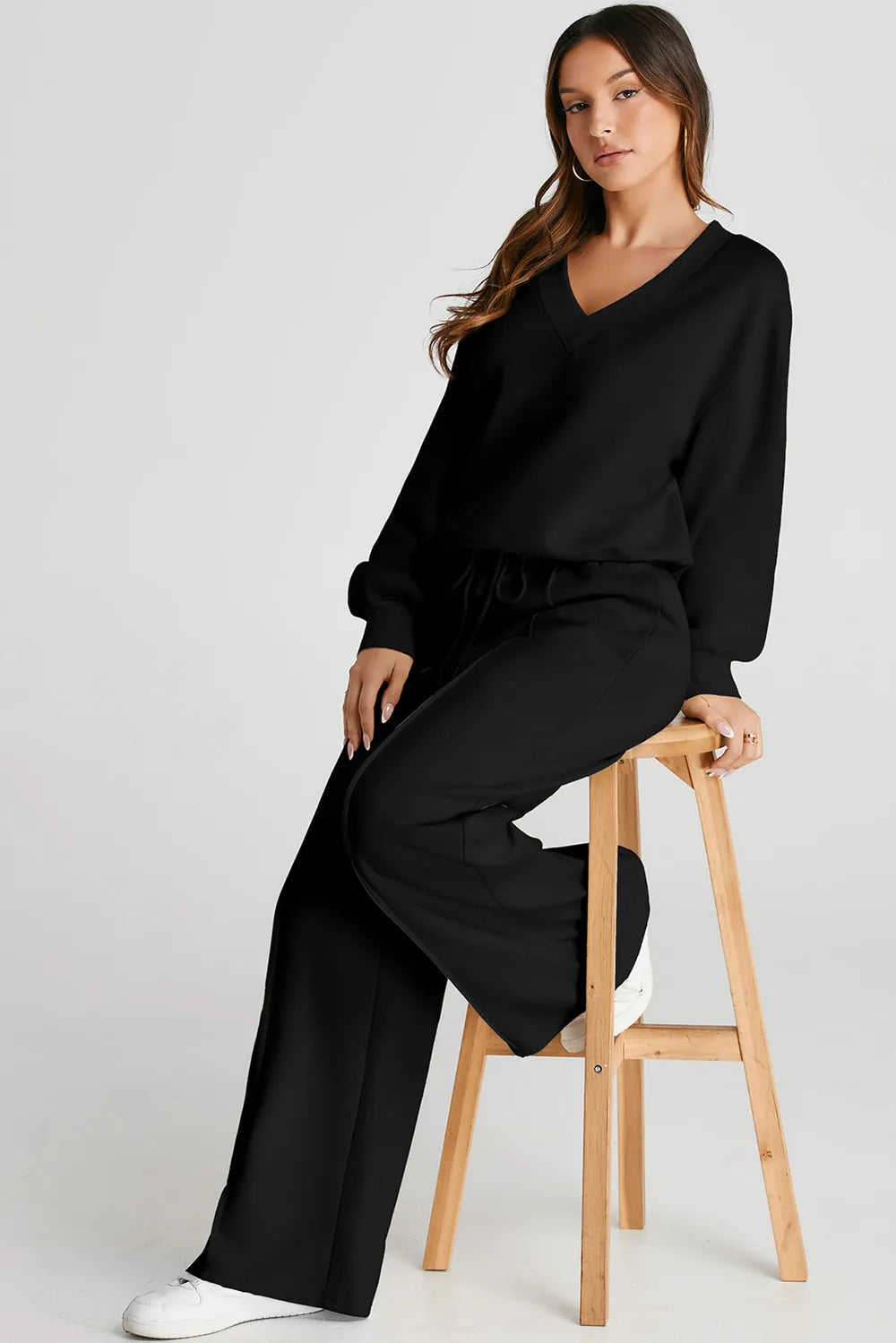 Women's V-Neck Long Sleeve Top and Pants Loungewear Set - Loungewear Sets