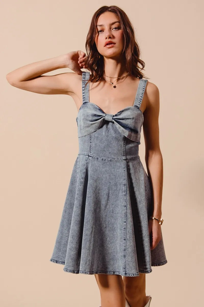 DENIM Mineral Washed Sweetheart Bow Neckline Fit and Flare Dress in Denim | Trendy Knee Length Dresses Outfit Idea for Women by Ro + Ivy | Elevated Basics, Modern Comfort & Style