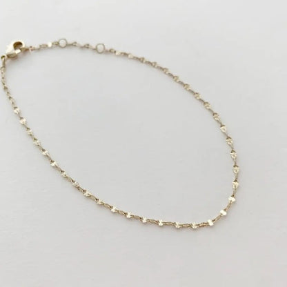 Esme Faceted Chain Bracelet Trendy Bracelets Outfit Idea for Women | Ro + Ivy