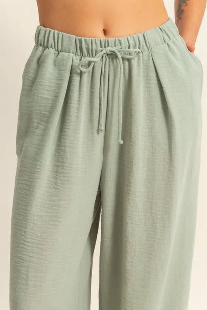 Elasticized Waist Wide Leg Pants – outfit idea for women | Ro + Ivy