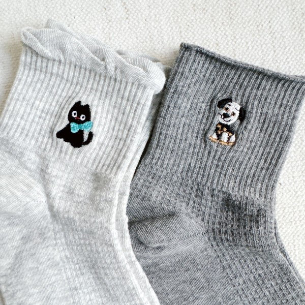 Set of 2 Cat And Dog Design Crew Socks | Trendy Socks Outfit Idea for Women by Ro + Ivy | Elevated Basics, Modern Comfort & Style