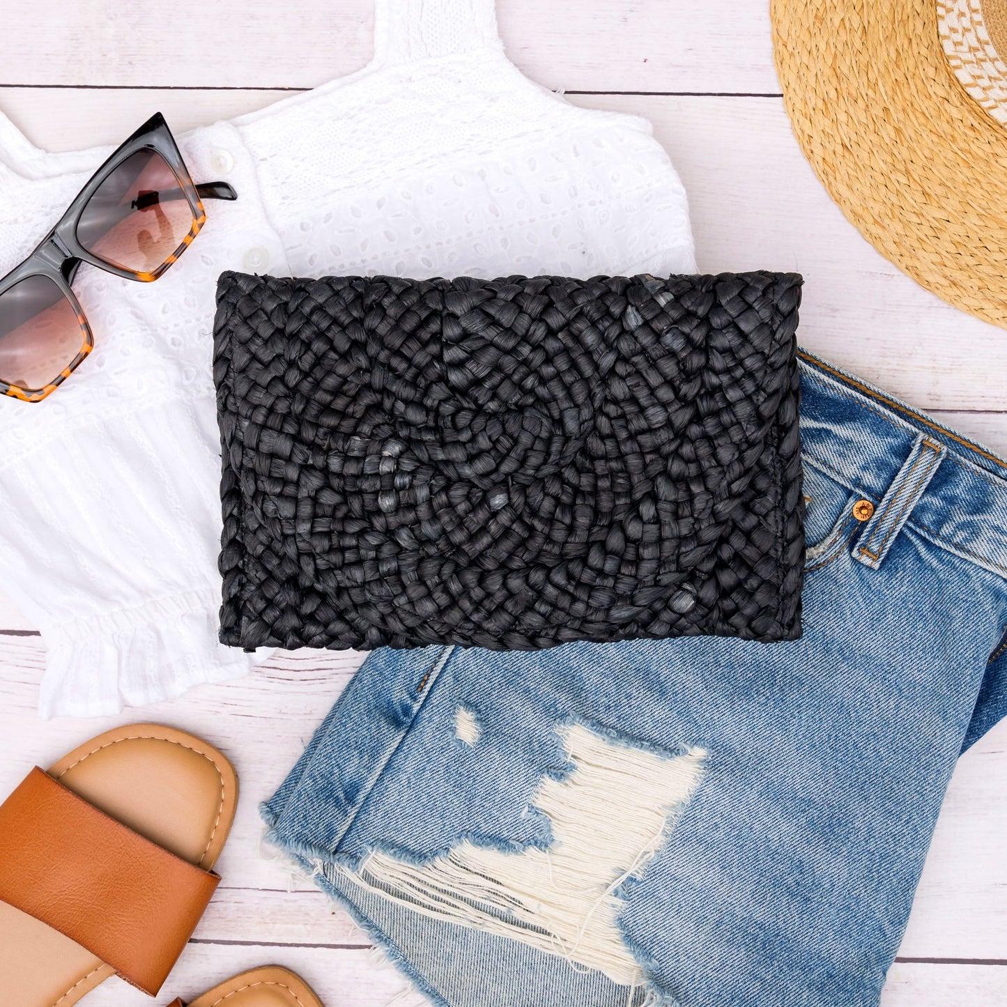 Foldover Straw Clutch — Versatile Day-to-Night Summer Zip Pocket Boho Style - Black Clutch