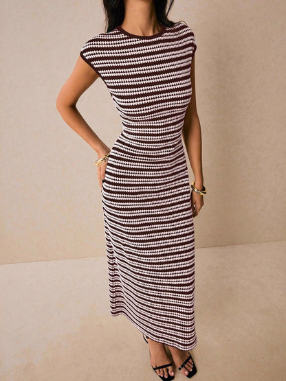 Round Neck Short Sleeve Striped Bodycon Midi Dress - Midi Dresses