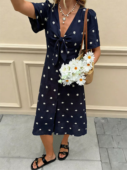 Women's Daisy Print Tie Front Midi Dress - Midi Dresses