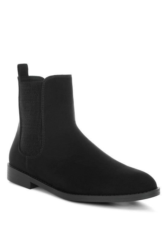 Black Low Block Heel Chelsea Boots | Trendy Boots Outfit Idea for Women by Ro + Ivy | Elevated Basics, Modern Comfort & Style