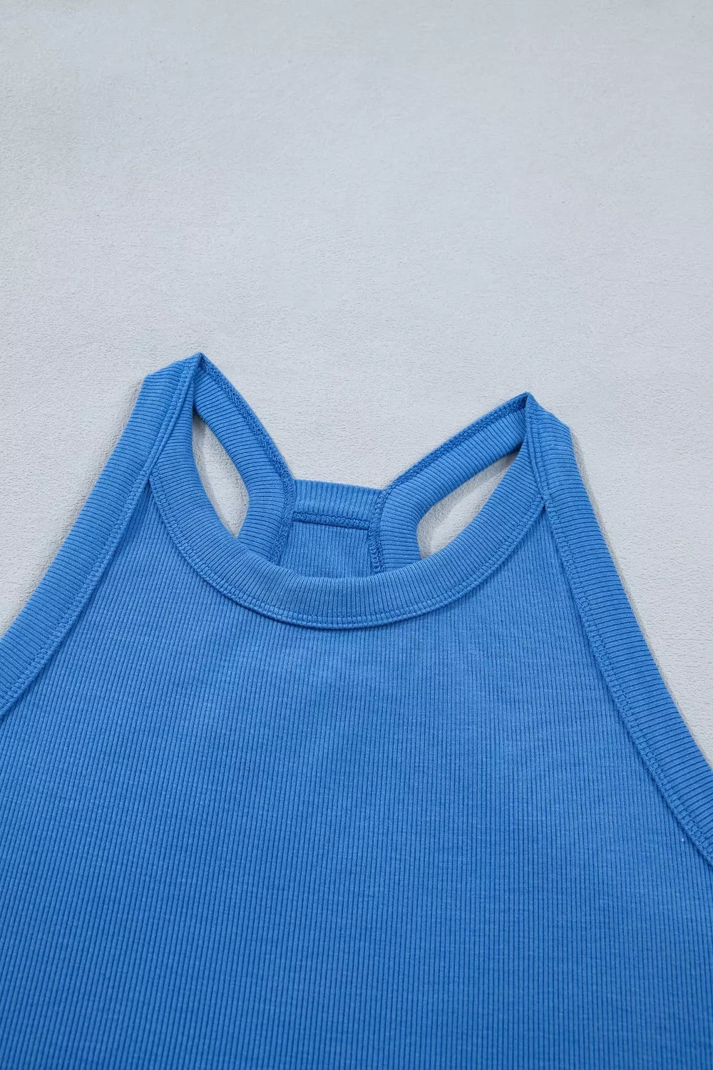 Women's Sleeveless Cropped Top and Pocketed Skort Set - Matching Sets