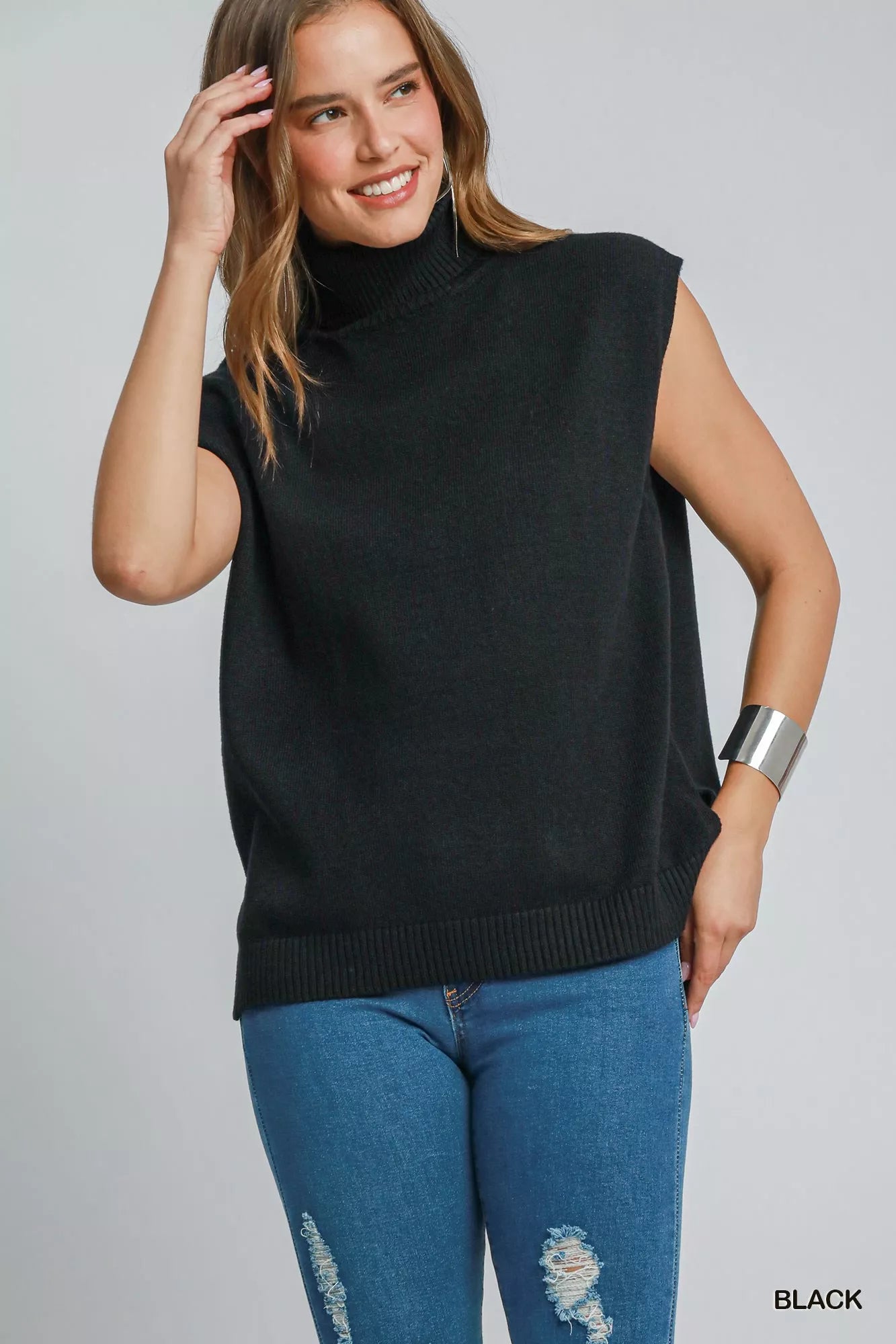 Black High-Low Turtleneck Sleeveless Sweater | Trendy Sweaters Outfit Idea for Women by Ro + Ivy | Elevated Basics, Modern Comfort & Style