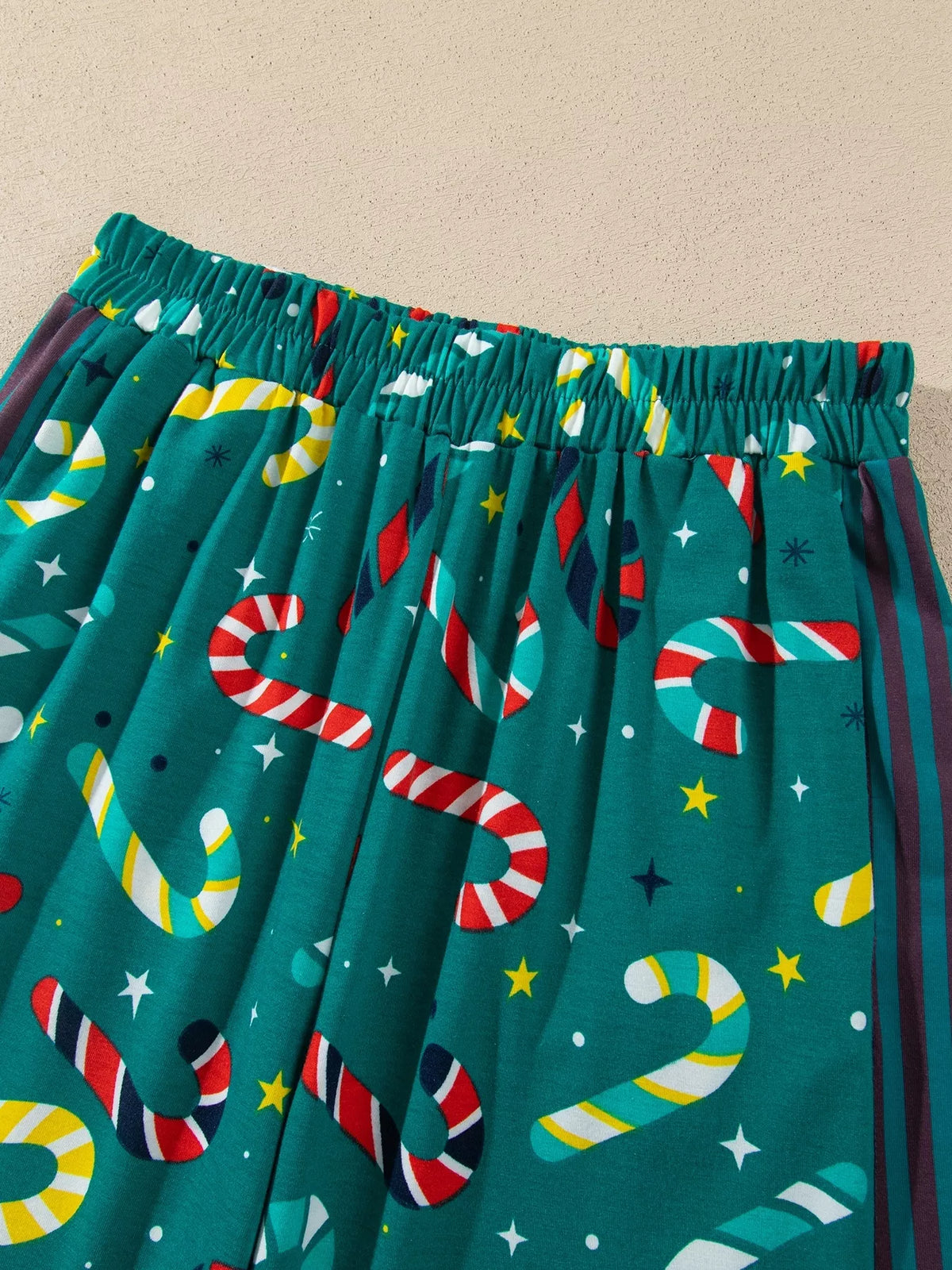 Abstract Candy Cane Print Two-Piece Lounge Set