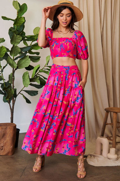 Smocing Bodice Puff Short Sleeve Printed Crop Top – outfit idea for women | Ro + Ivy