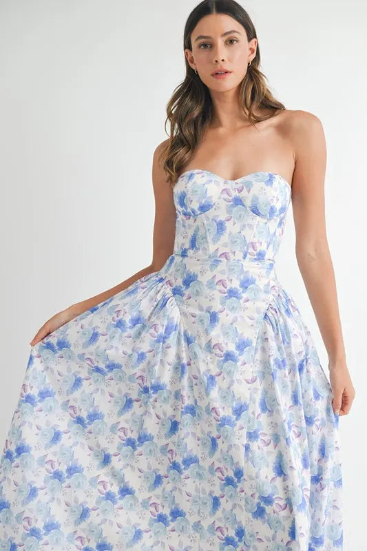 Sweetheart Neckline Floral Printed Midi Dress – outfit idea for women | Ro + Ivy