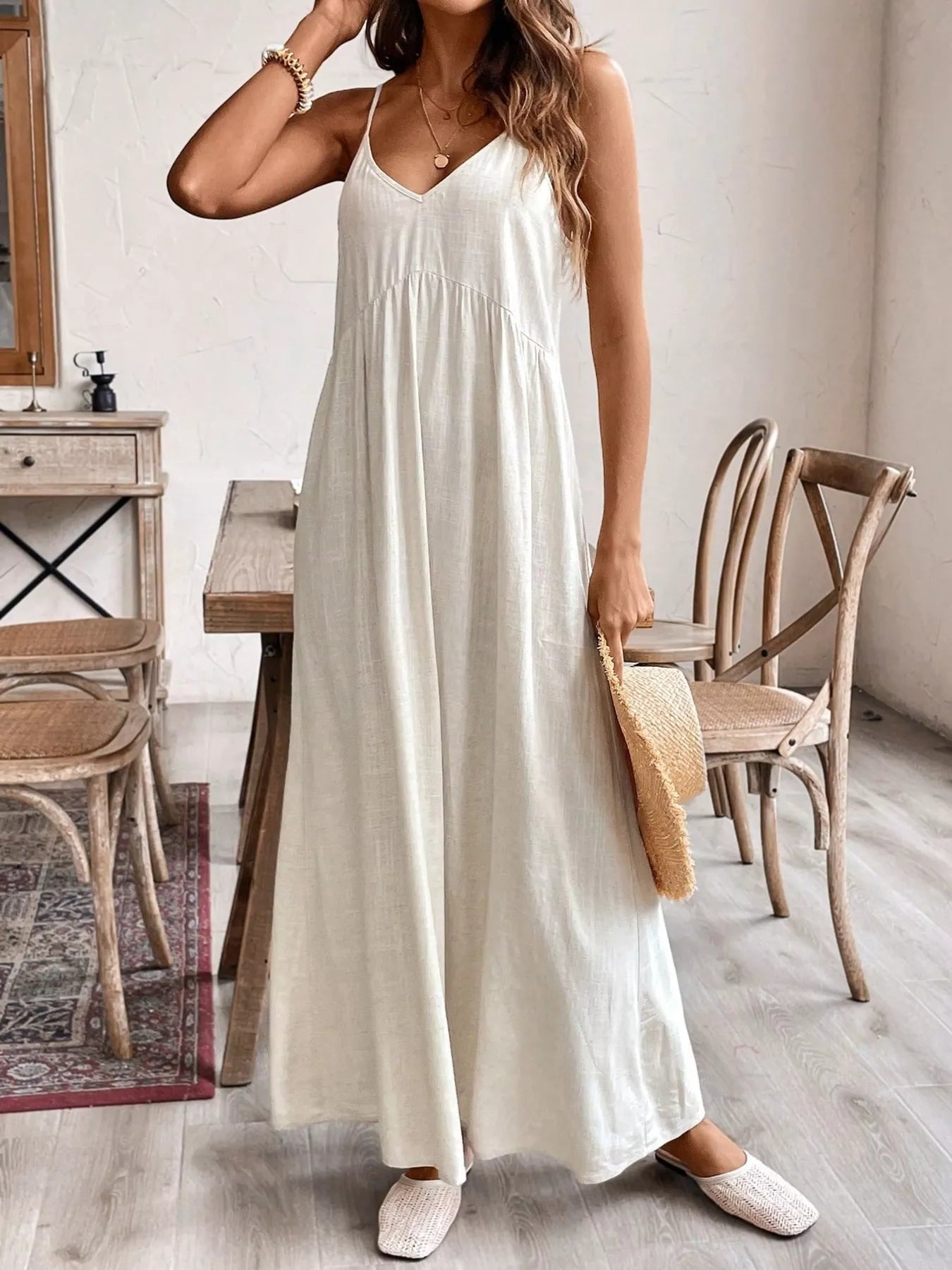 Women's Flowy Spaghetti Strap Maxi Dress - Maxi Dresses