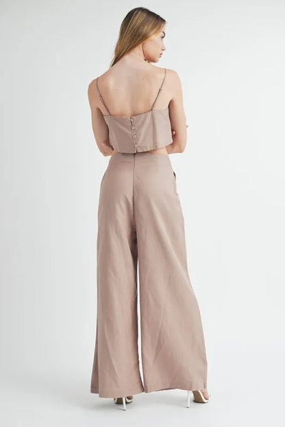 Linen Blend Cropped Cami And Wide Leg Pant Set | Trendy Outfit Sets Outfit Idea for Women by Ro + Ivy | Elevated Basics, Modern Comfort & Style