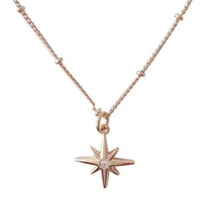 North Star Necklace – outfit idea for women | Ro + Ivy