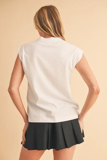 Solid Color Round Neck Tank Top – outfit idea for women | Ro + Ivy