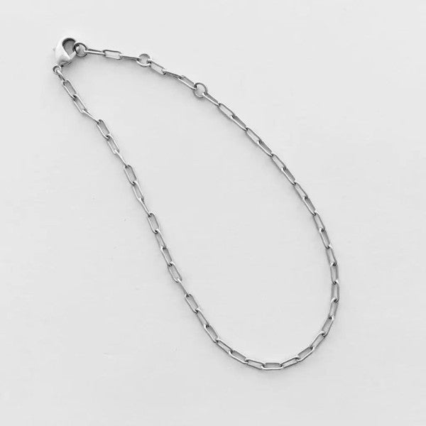 Olivia Oval Chain Bracelet Trendy Bracelets Outfit Idea for Women | Ro + Ivy