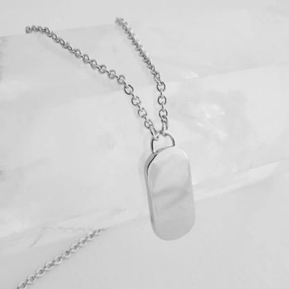Julia Tag Necklace – outfit idea for women | Ro + Ivy
