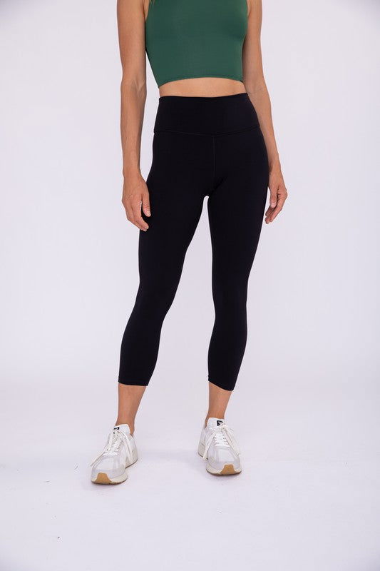 Women's 7/8 Ultra Form Fitting Leggings - Ro + Ivy