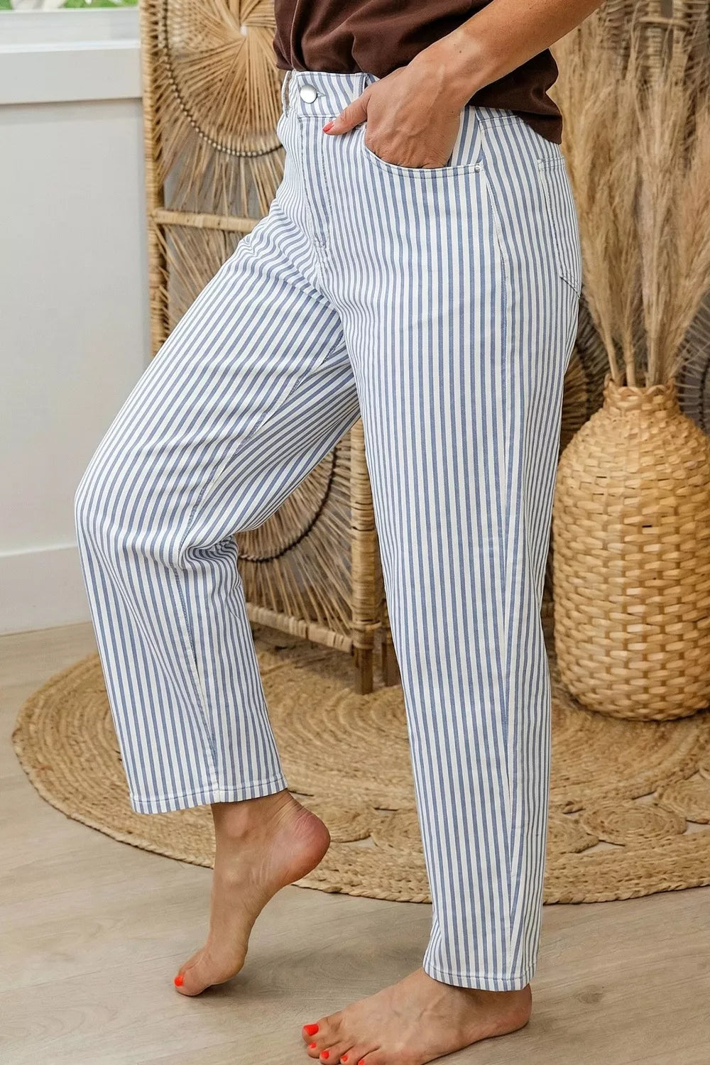 Women's Striped Barrel Leg Jeans - Jeans