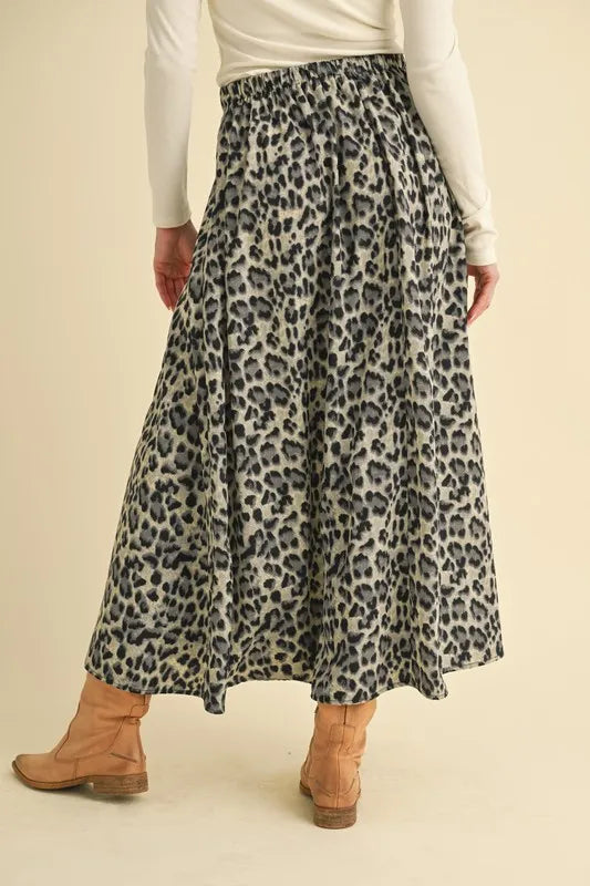 Leopard Midi Skirt | Trendy Skirts Outfit Idea for Women by Ro + Ivy | Elevated Basics, Modern Comfort & Style