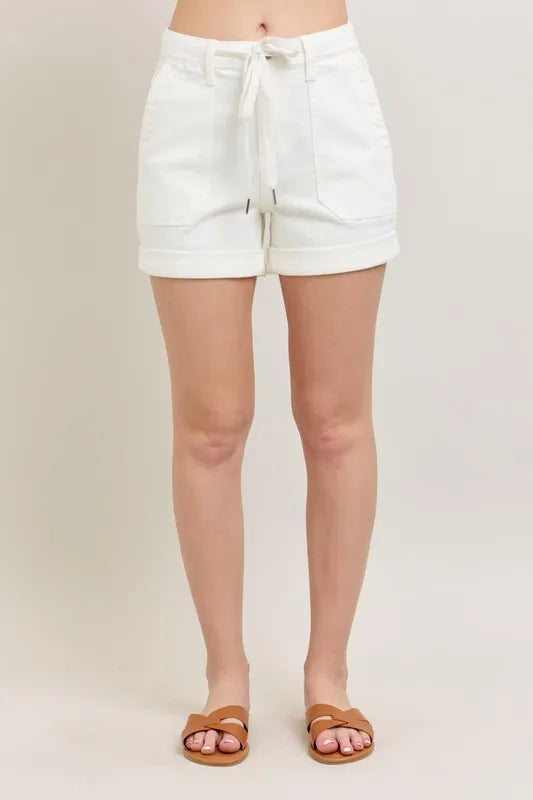 High Waist Cuff Denim Shorts – outfit idea for women | Ro + Ivy
