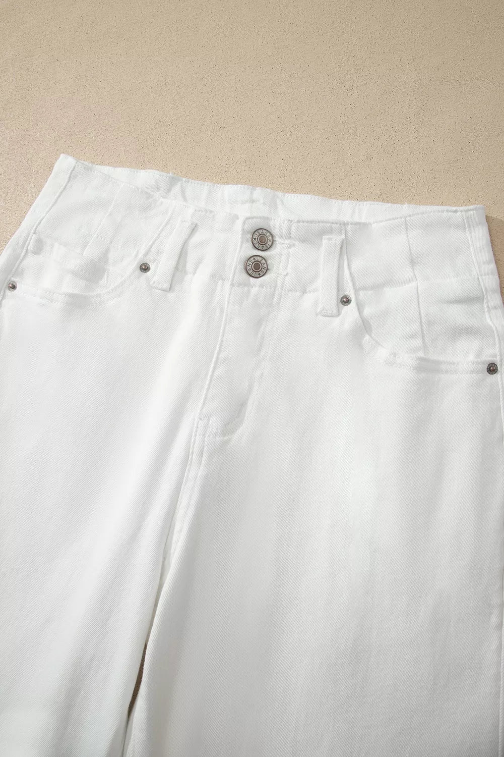 Women's 2 Button High Waist Wide Leg Jeans - Jeans