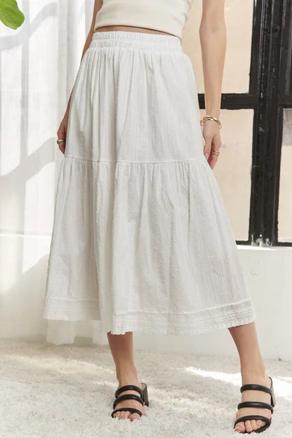 Elastic Waistband Tiered Midi Skirt in White – outfit idea for women | Ro + Ivy