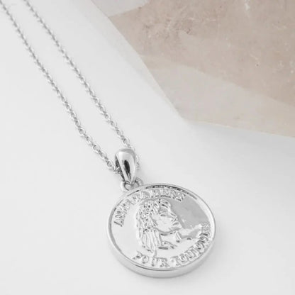 Lady Gisela Necklace Trendy Necklaces Outfit Idea for Women | Ro + Ivy