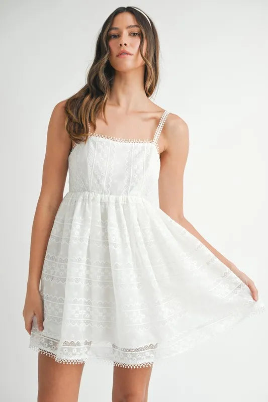 Eyelet Lace Babydoll Mini Cami Dress – Off White outfit idea for women | Ro + Ivy
