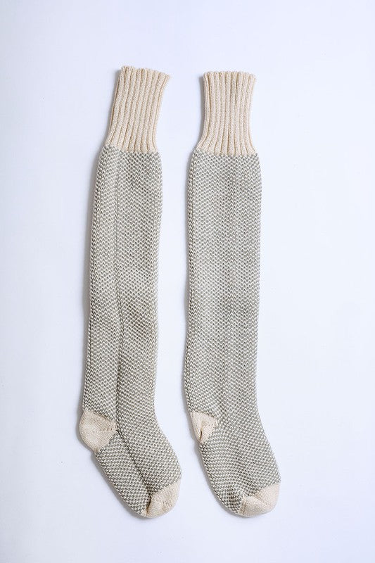 Long Knit Knee High Lounge Socks Trendy Socks Outfit Idea for Women | Ro + Ivy