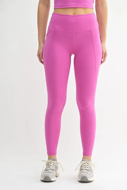 Venice Cloud Light Sculpt High-Waisted Leggings in Pink – NEW ORCHID outfit idea for women | Ro + Ivy