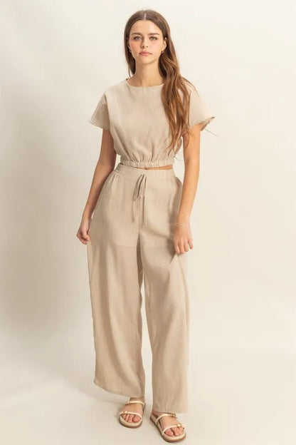 Round Neck Short Sleeve Top And Pants Set – Tan outfit idea for women | Ro + Ivy
