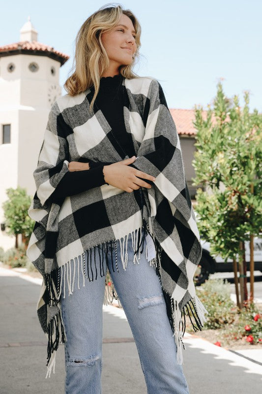 Checkered Tassel Poncho | Trendy Tops Outfit Idea for Women by Ro + Ivy | Elevated Basics, Modern Comfort & Style
