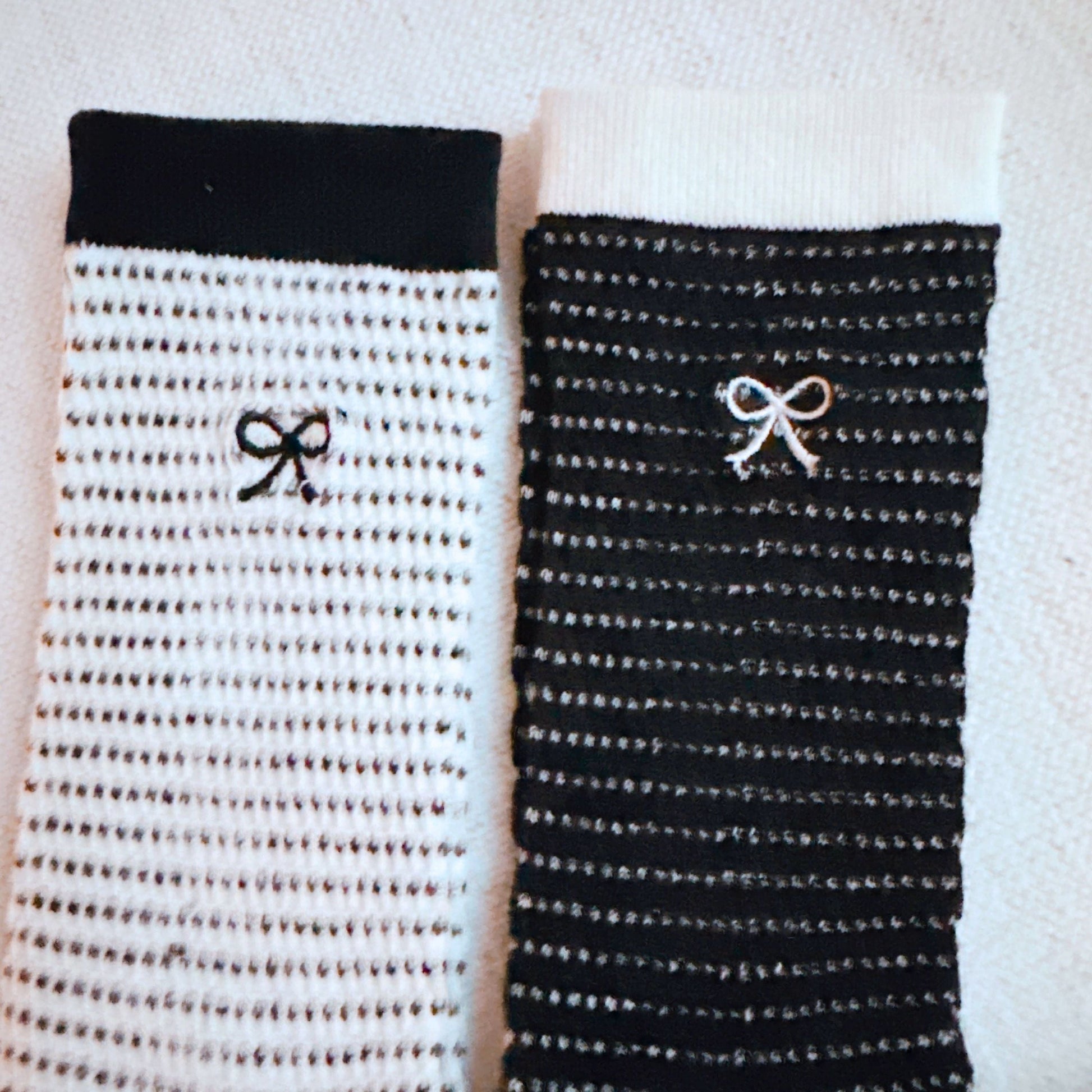 Bow & Stripe Ankle Socks 2-Pack — Modern Preppy Style - Socks