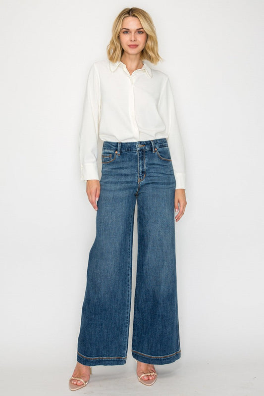 High-Rise Relaxed Palazzo Wide Leg Jeans — Medium Stone Wash Elastic Waist - Jeans