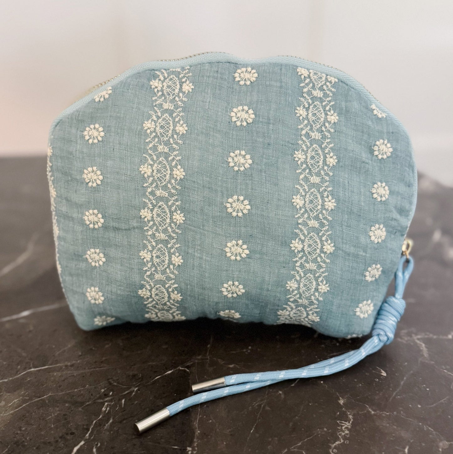 Blue And White Crochet Pattern Cosmetic Case – Vintage-Inspired Makeup Pouch For Everyday Or Travel - Bags
