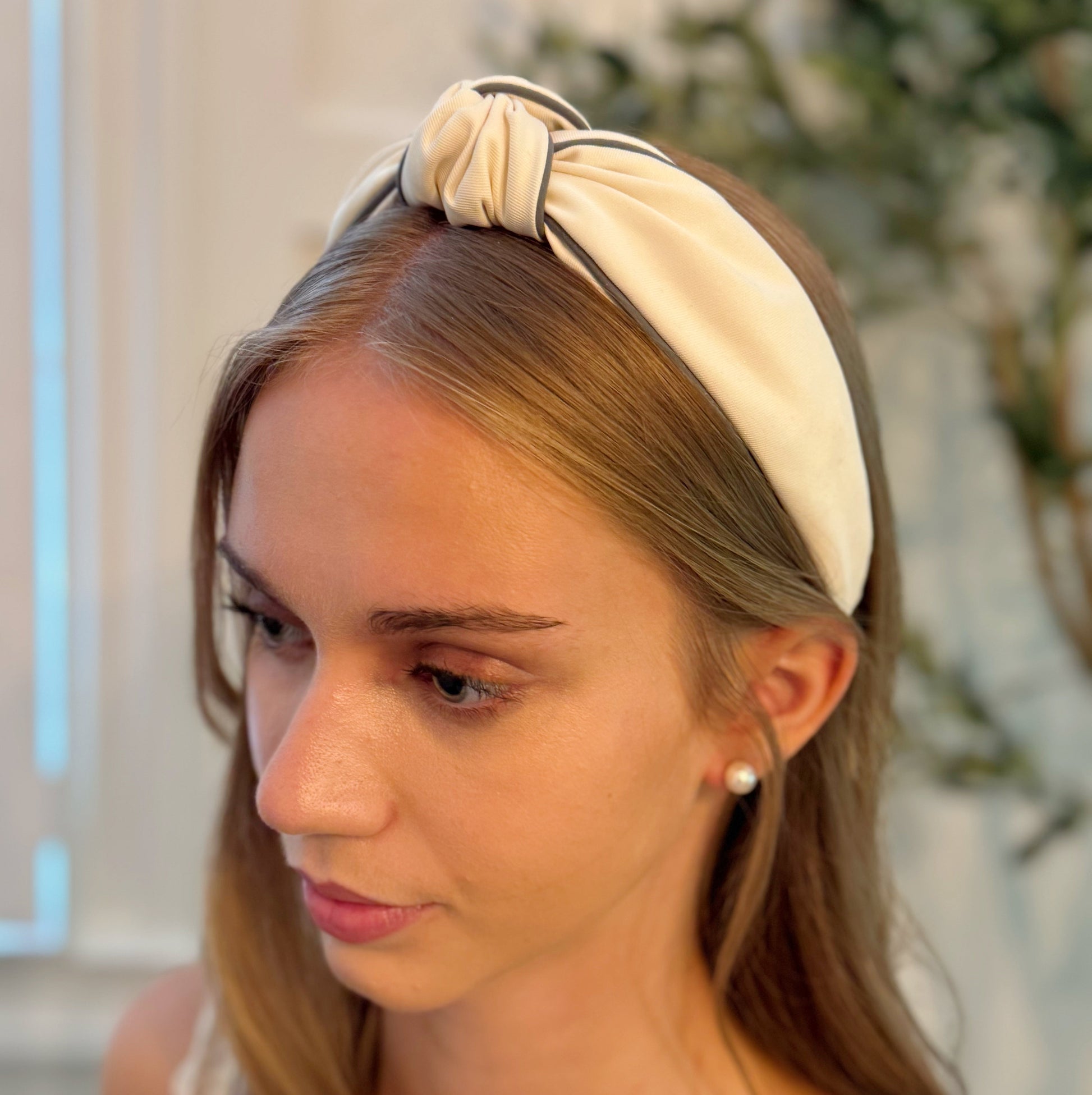 Contrast Piped Structured Preppy Headband — Classic Timeless Style - Headbands