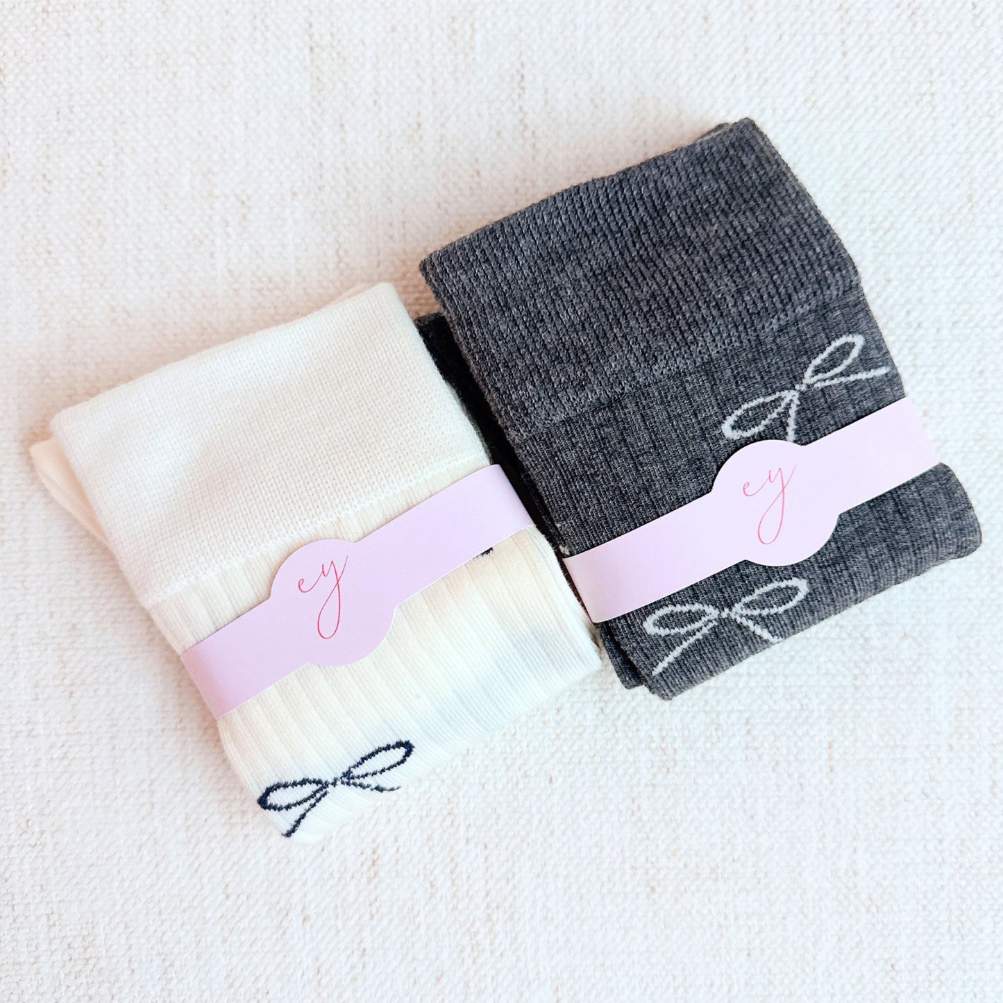 Minimalist Bow Ankle Socks 2-Pack — Elegant Everyday Design - Socks