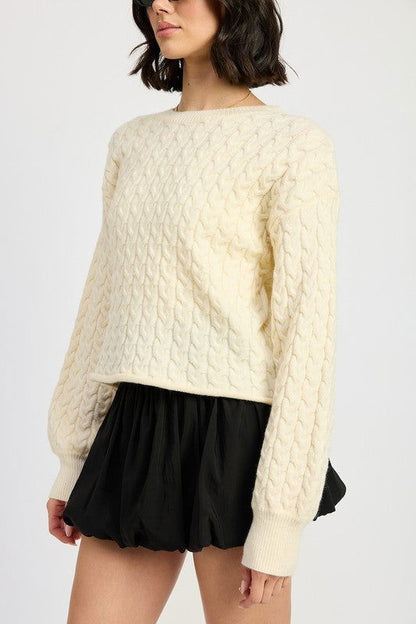 Crewneck Cable Knit Crop Sweater – outfit idea for women | Ro + Ivy
