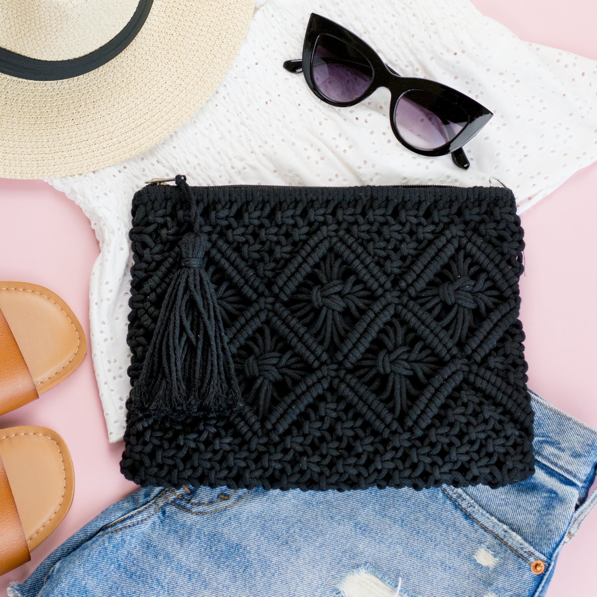 Macramé Tassel Woven Clutch — Dreamy Boho Vibe Day-to-Night Versatile Style - Black Clutch