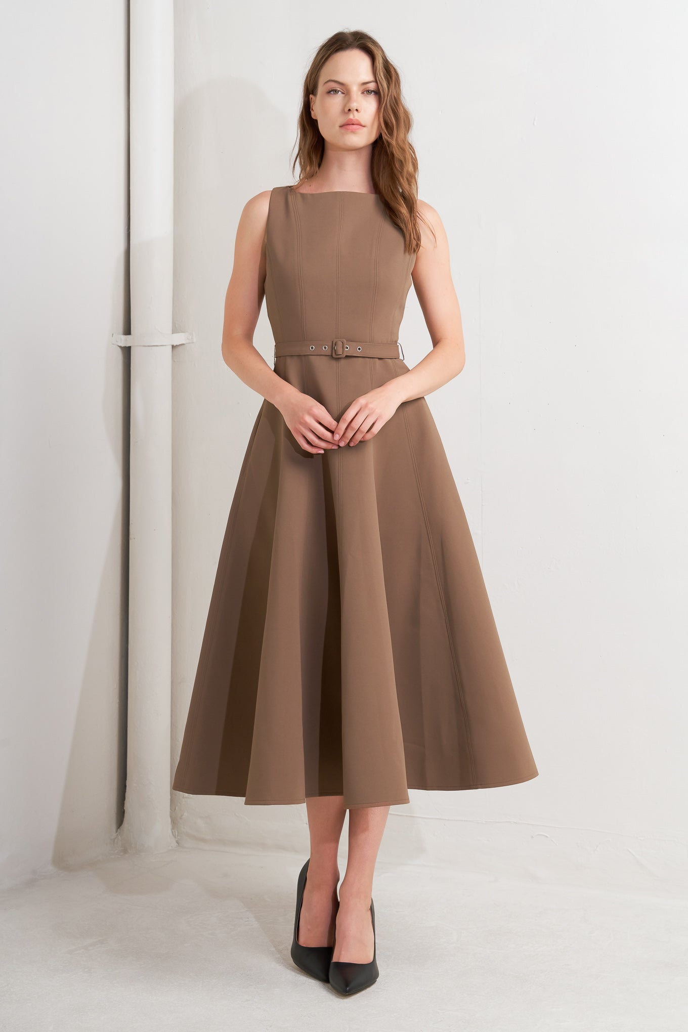 Sleeveless Boat Neck Brown A-Line Midi Dress with Pockets Trendy Midi Dresses Outfit Idea for Women | Ro + Ivy