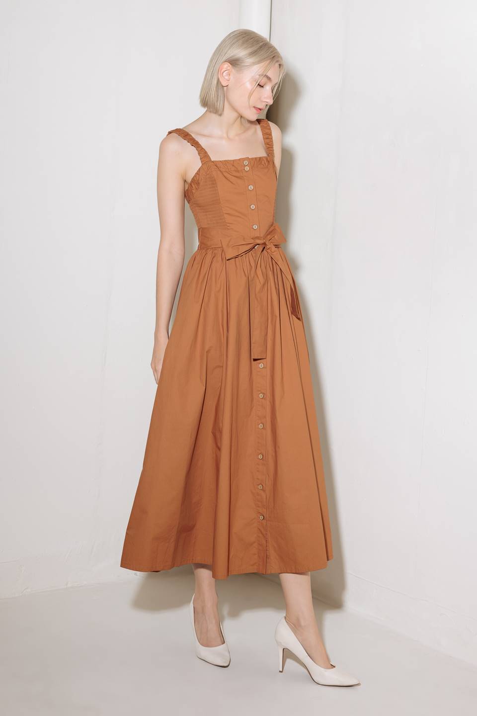 Sunset Square Neck Midi Dress with Pockets Trendy Midi Dresses Outfit Idea for Women | Ro + Ivy