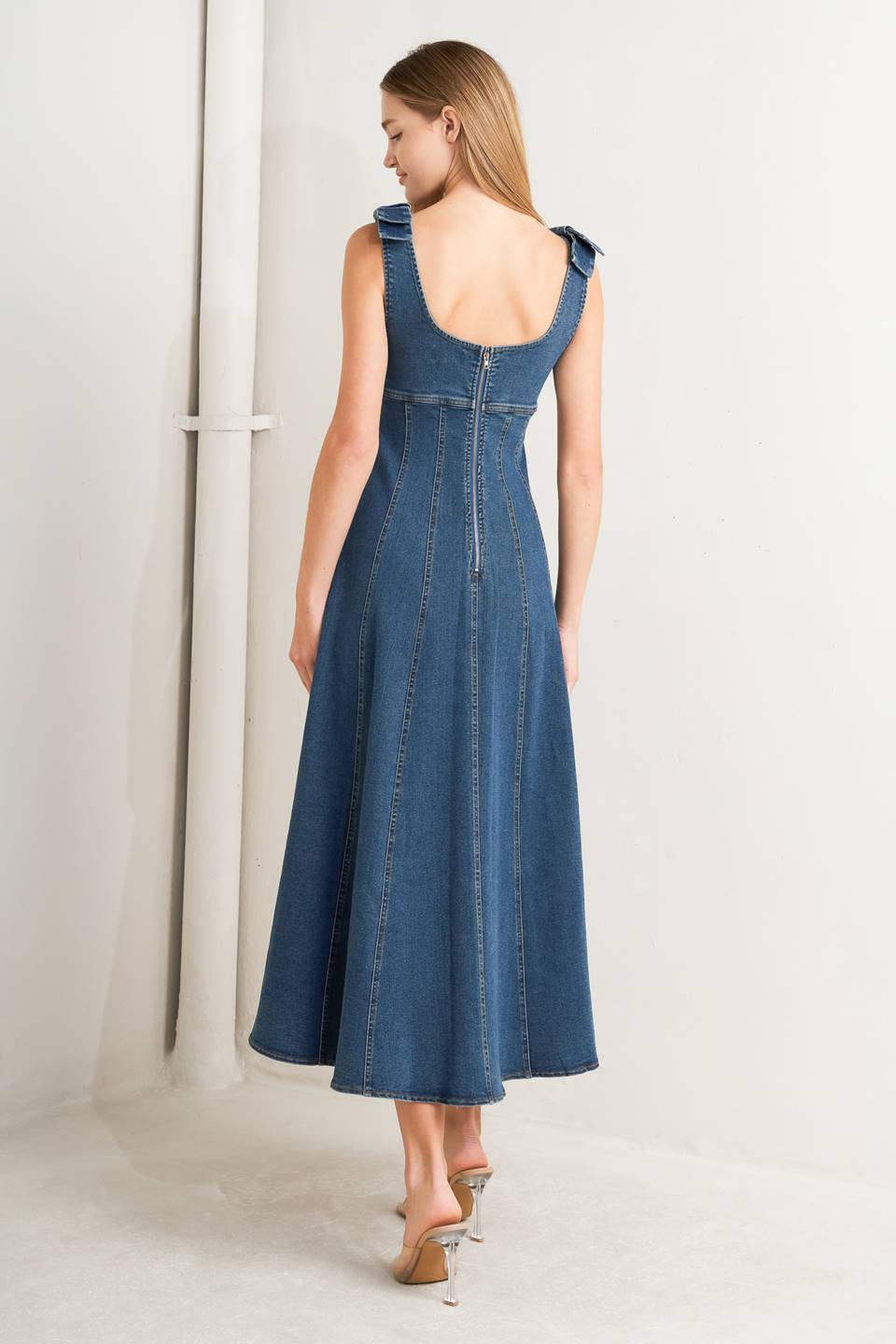 Square Neck Summer Denim Midi Dress | Trendy Midi Dresses Outfit Idea for Women by Ro + Ivy | Elevated Basics, Modern Comfort & Style