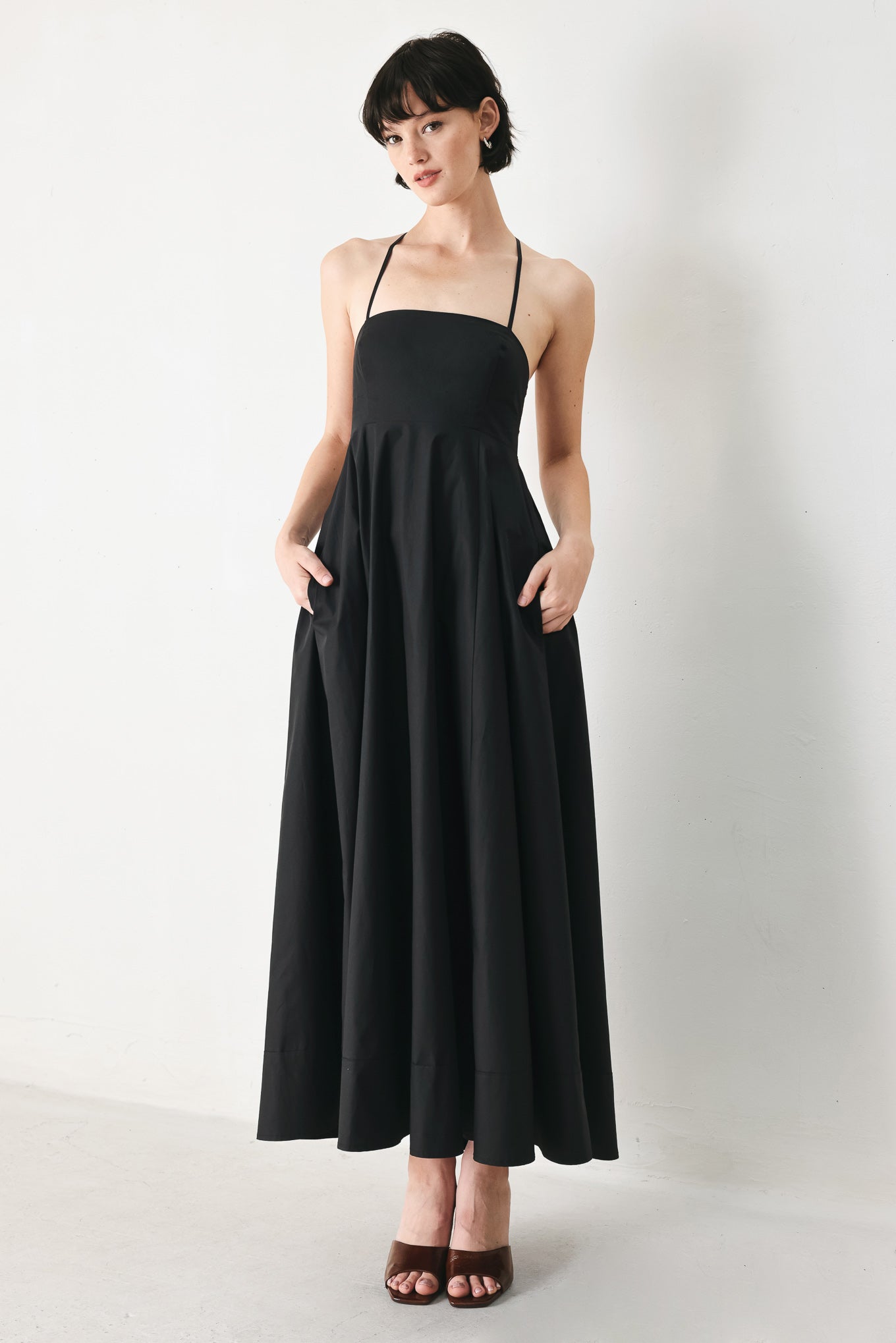 Pure Line Woven Midi Dress BLACK
