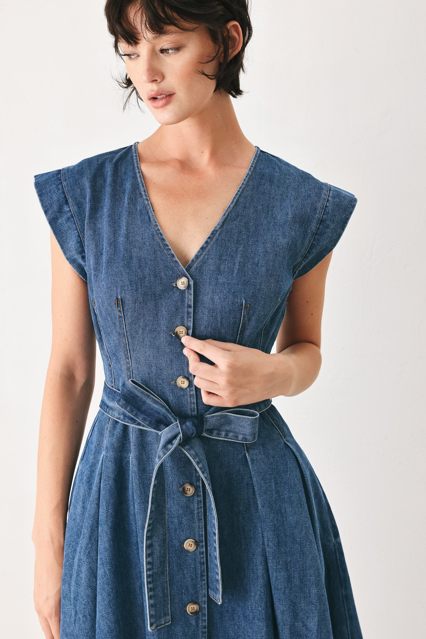 Short Sleeve Pleated Denim Midi Dress with Pockets