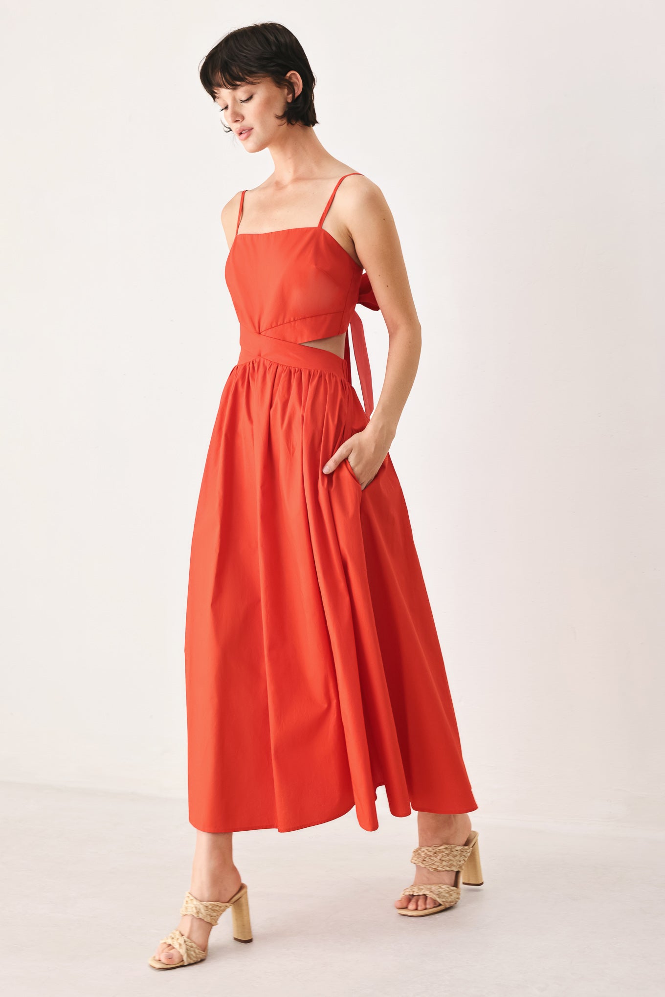 Open Back Bow Tie Midi Dress