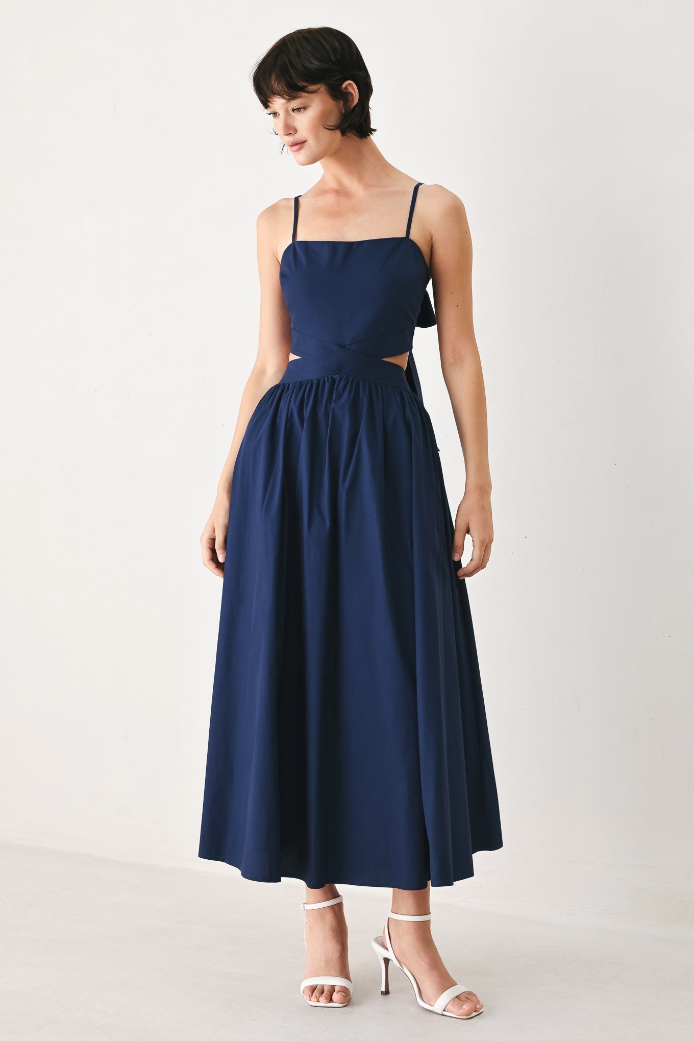 Open Back Bow Tie Midi Dress