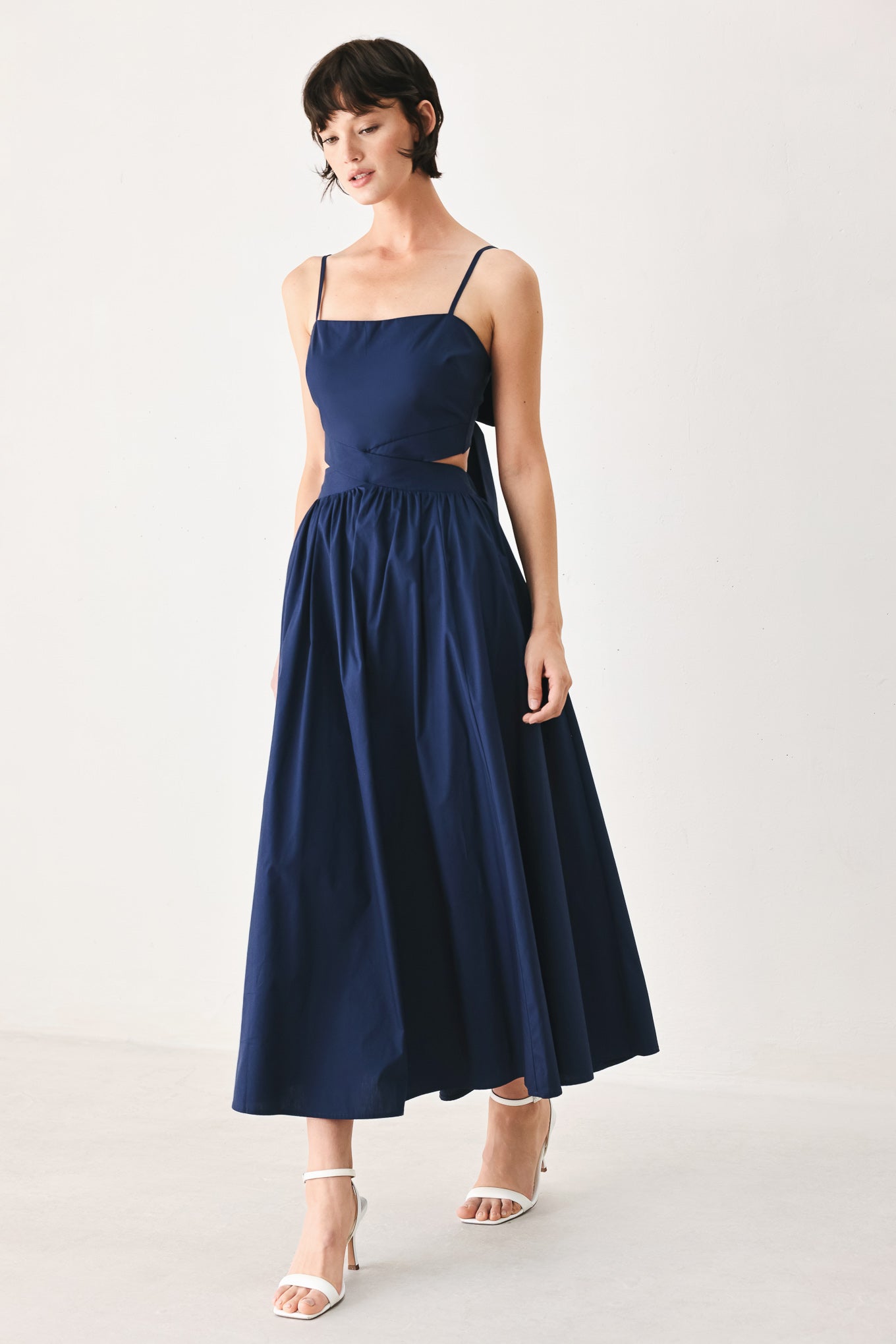 Open Back Bow Tie Midi Dress