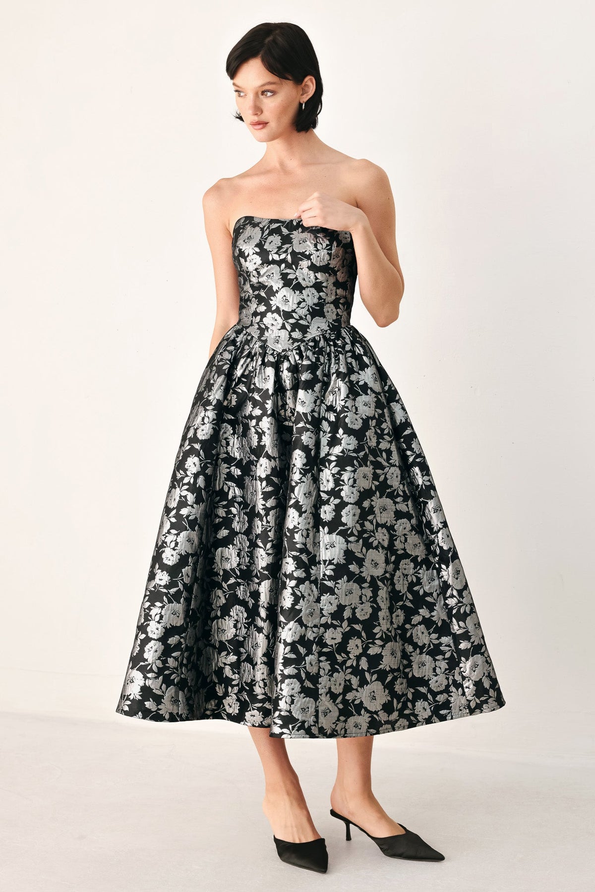 Dark Brown Jacquard Midi Dress with Sweetheart Neckline, Straps and Self Belt BLACK SILVER