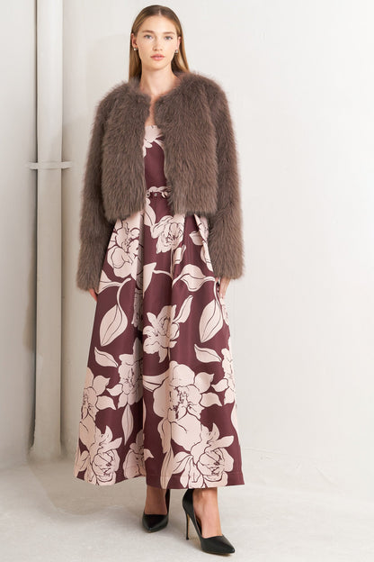 Faux Fur Mocha Cropped Jacket | Trendy Jackets Outfit Idea for Women by Ro + Ivy | Elevated Basics, Modern Comfort & Style