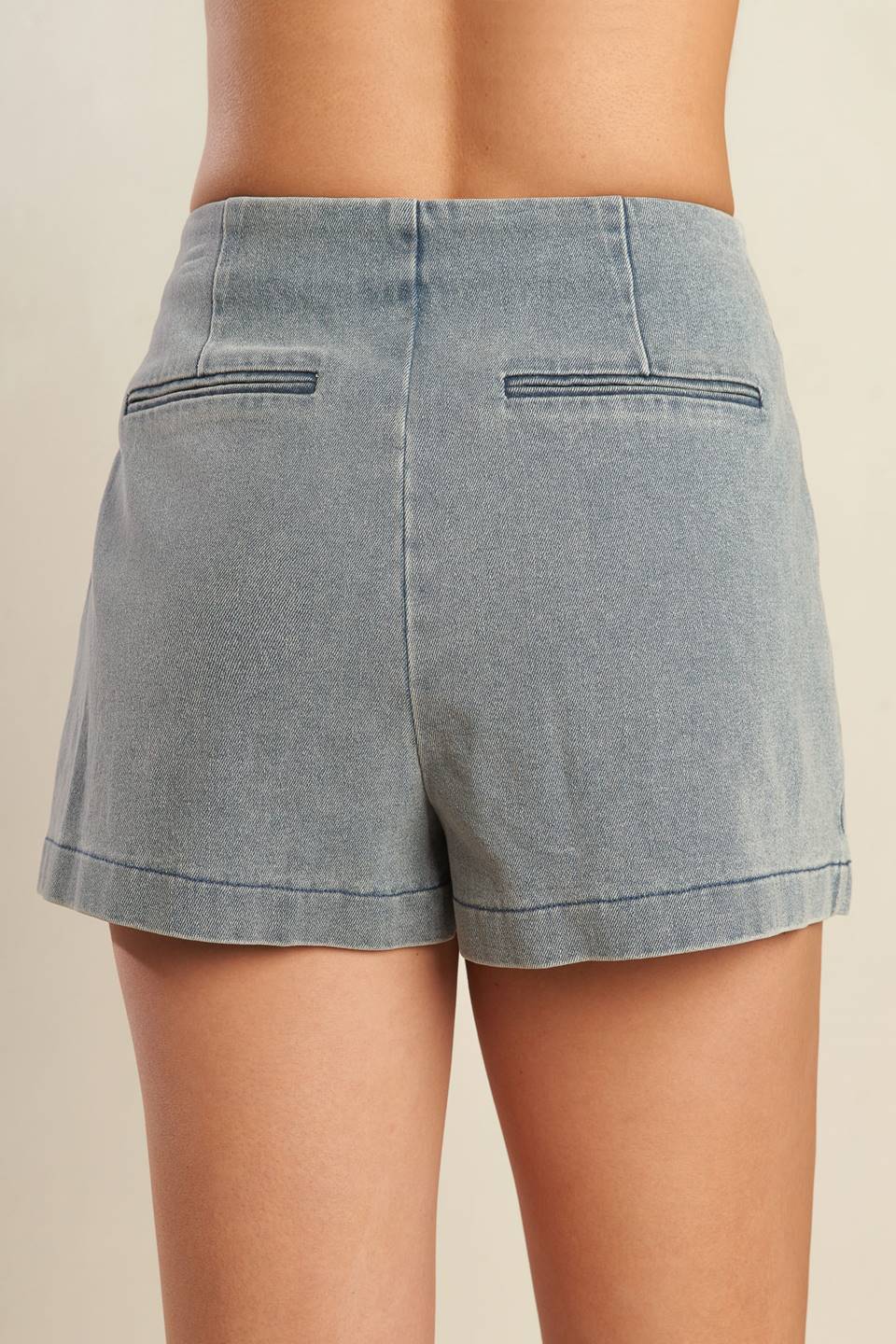 Mini Denim Skort with Back Pockets Trendy Skorts Outfit Idea for Women | Ro + Ivy